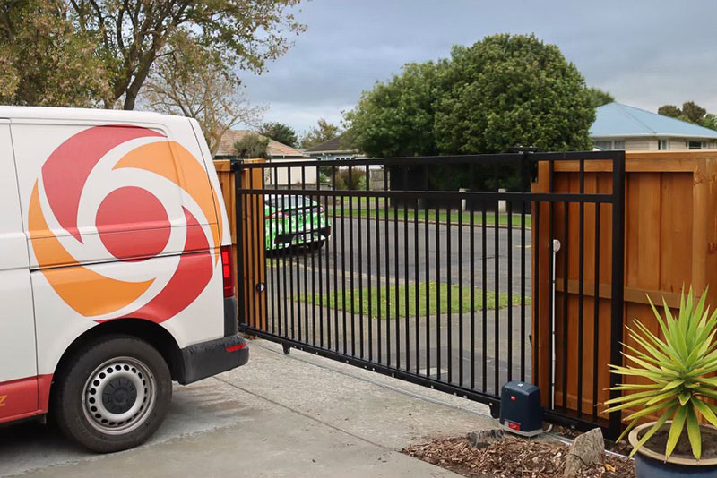 perl-electrical-van-automated-gates